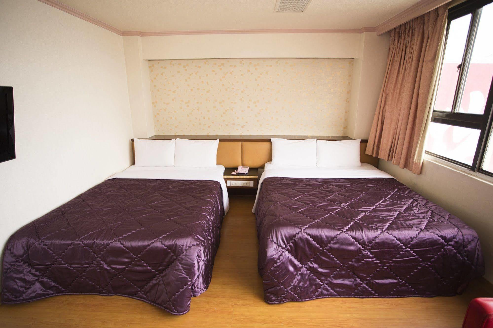 รุย กู โฮเทล Hotel เกาสง ภายนอก รูปภาพ