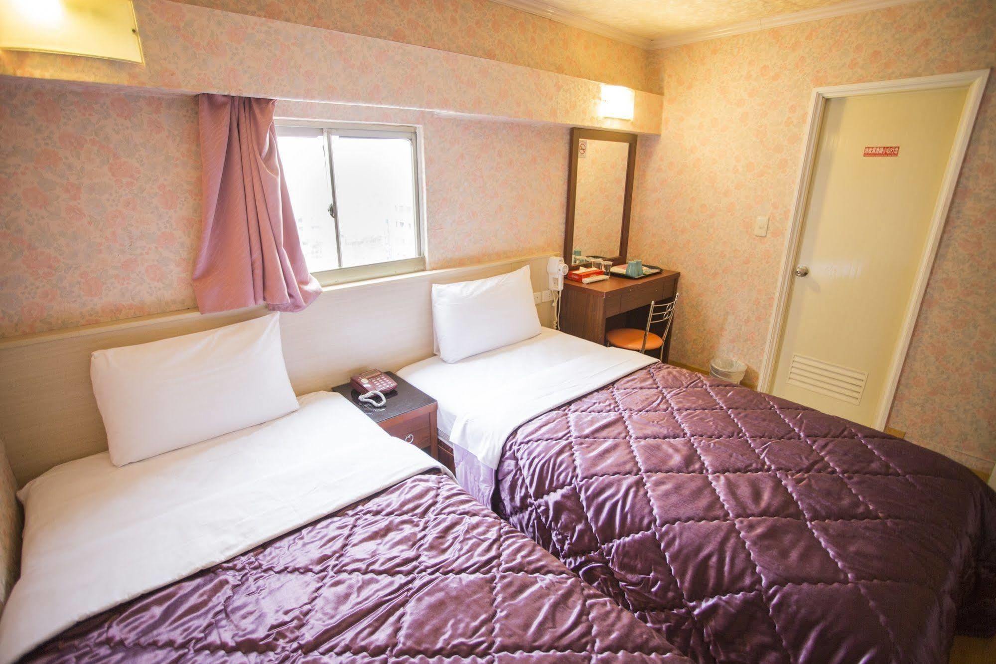 รุย กู โฮเทล Hotel เกาสง ภายนอก รูปภาพ